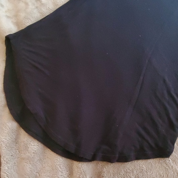 Black and white stripes high-low shirt - Picture 4 of 5